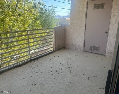 4555 E Sahara Avenue - Photo Thumbnail 9