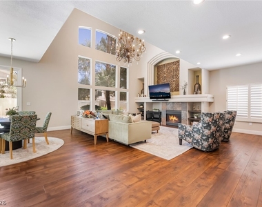 1922 Grey Eagle Street - Photo Thumbnail 10