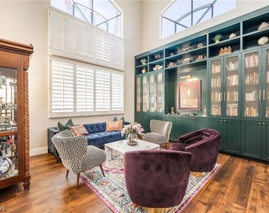 1922 Grey Eagle Street - Photo Thumbnail 4