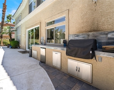 1922 Grey Eagle Street - Photo Thumbnail 6