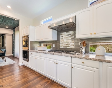 1922 Grey Eagle Street - Photo Thumbnail 27