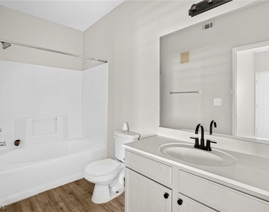 9580 W Reno Avenue - Photo Thumbnail 20
