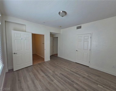 8324 W Charleston Boulevard - Photo Thumbnail 6