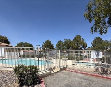 2716 Baycliff Court - Photo Thumbnail 24