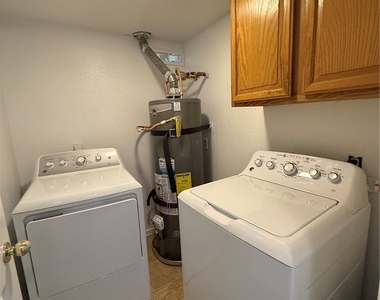 2716 Baycliff Court - Photo Thumbnail 22