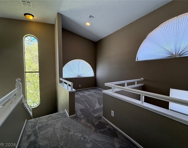 2716 Baycliff Court - Photo Thumbnail 13