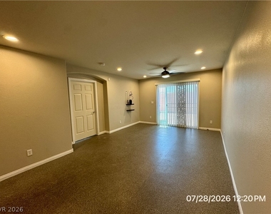 6049 Thistle Meadow Avenue - Photo Thumbnail 41