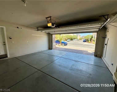 6049 Thistle Meadow Avenue - Photo Thumbnail 45