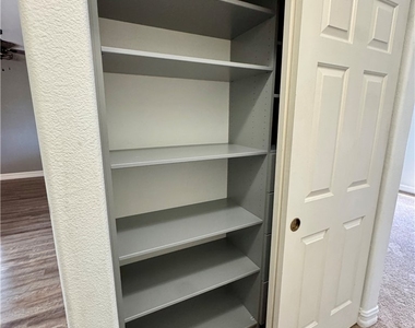 7143 S Durango Drive - Photo Thumbnail 11