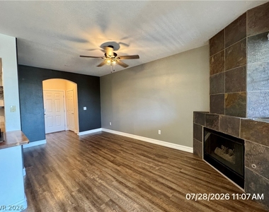 7143 S Durango Drive - Photo Thumbnail 3
