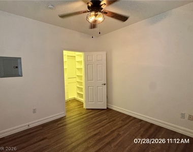 7143 S Durango Drive - Photo Thumbnail 18