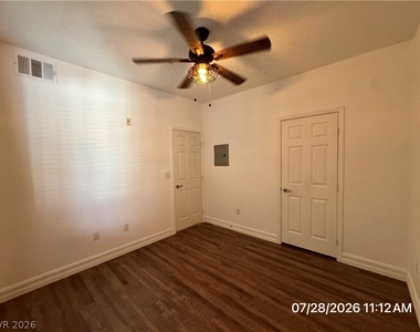 7143 S Durango Drive - Photo Thumbnail 16