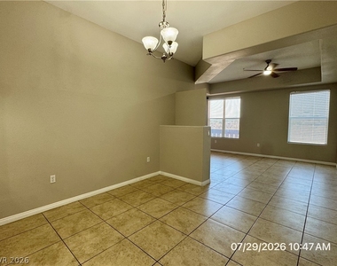 20 E Serene Avenue - Photo Thumbnail 4