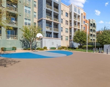 20 E Serene Avenue - Photo Thumbnail 38