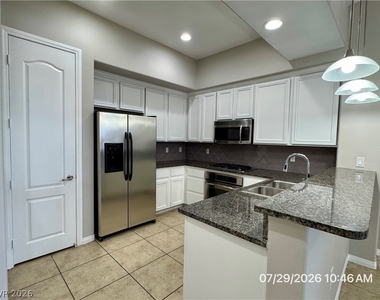 20 E Serene Avenue - Photo Thumbnail 1