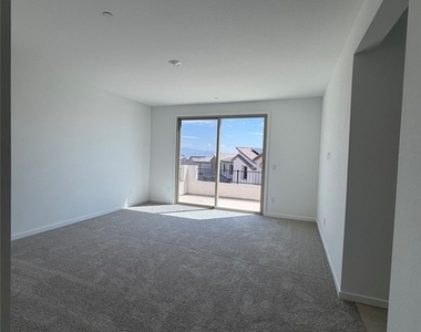 1474 Great Snipe Avenue - Photo Thumbnail 16
