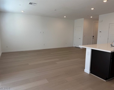 1474 Great Snipe Avenue - Photo Thumbnail 10