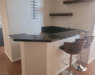 4013 Forest Knoll Lane - Photo Thumbnail 13