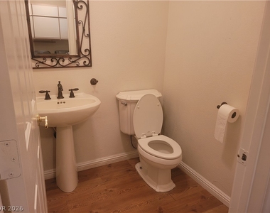 4013 Forest Knoll Lane - Photo Thumbnail 17