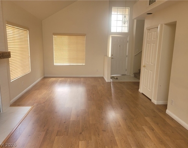 4013 Forest Knoll Lane - Photo Thumbnail 12