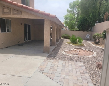 4013 Forest Knoll Lane - Photo Thumbnail 8