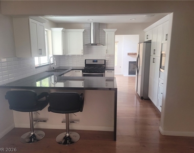 4013 Forest Knoll Lane - Photo Thumbnail 11