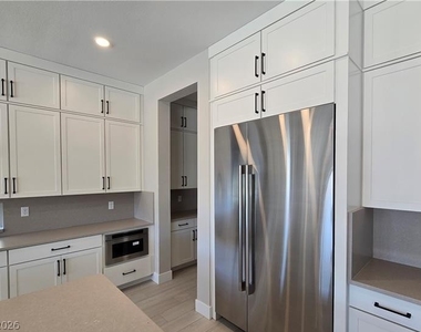 5053 Slatestone Street - Photo Thumbnail 19
