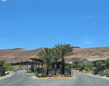 5053 Slatestone Street - Photo Thumbnail 75