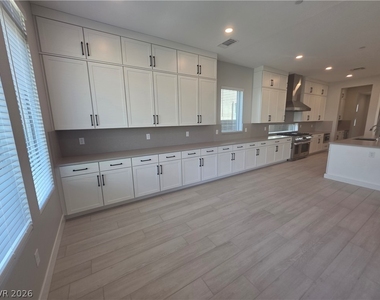 5053 Slatestone Street - Photo Thumbnail 21