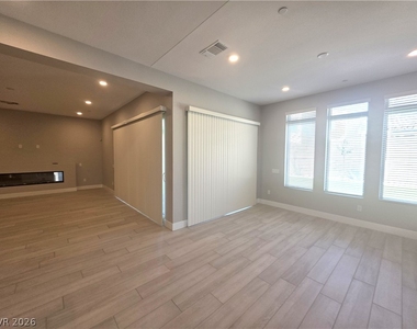 5053 Slatestone Street - Photo Thumbnail 24