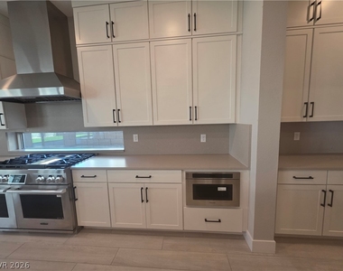 5053 Slatestone Street - Photo Thumbnail 18