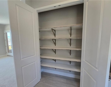 5053 Slatestone Street - Photo Thumbnail 50