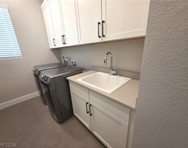 5053 Slatestone Street - Photo Thumbnail 29