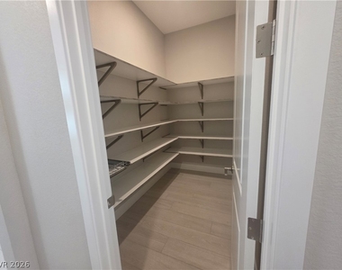5053 Slatestone Street - Photo Thumbnail 13