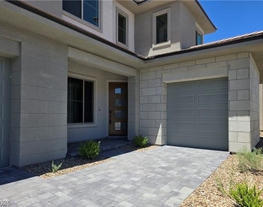 5053 Slatestone Street - Photo Thumbnail 3