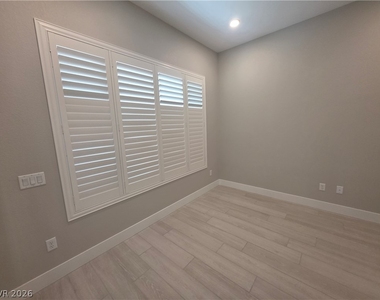 5053 Slatestone Street - Photo Thumbnail 7