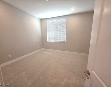 5053 Slatestone Street - Photo Thumbnail 38