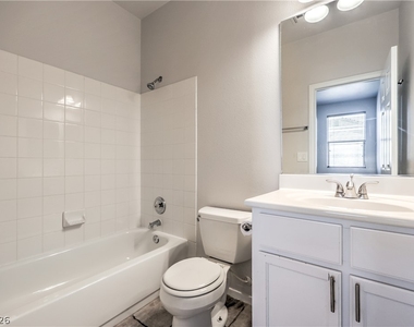 7236 Victoria Oak Court - Photo Thumbnail 8