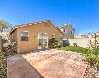 7236 Victoria Oak Court - Photo Thumbnail 15