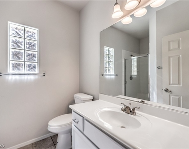 7236 Victoria Oak Court - Photo Thumbnail 12