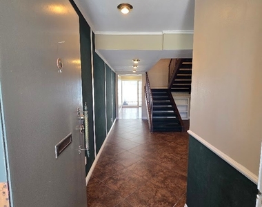 3030 El Camino Avenue - Photo Thumbnail 3