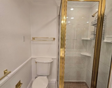 3030 El Camino Avenue - Photo Thumbnail 35