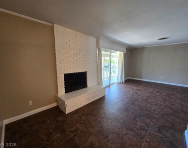 3030 El Camino Avenue - Photo Thumbnail 26