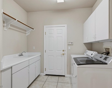 2237 Timber Rose Drive - Photo Thumbnail 16