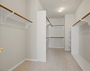 2237 Timber Rose Drive - Photo Thumbnail 24