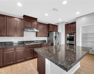 455 Astillero Street - Photo Thumbnail 25