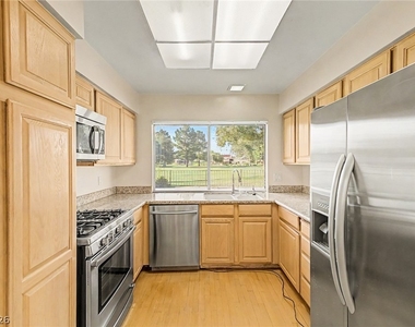 3159 Bel Air Drive - Photo Thumbnail 9