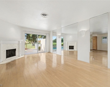 3159 Bel Air Drive - Photo Thumbnail 4