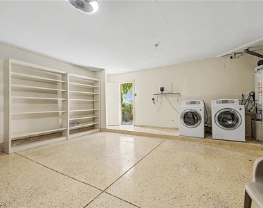 3159 Bel Air Drive - Photo Thumbnail 18