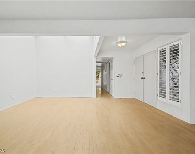 3159 Bel Air Drive - Photo Thumbnail 6